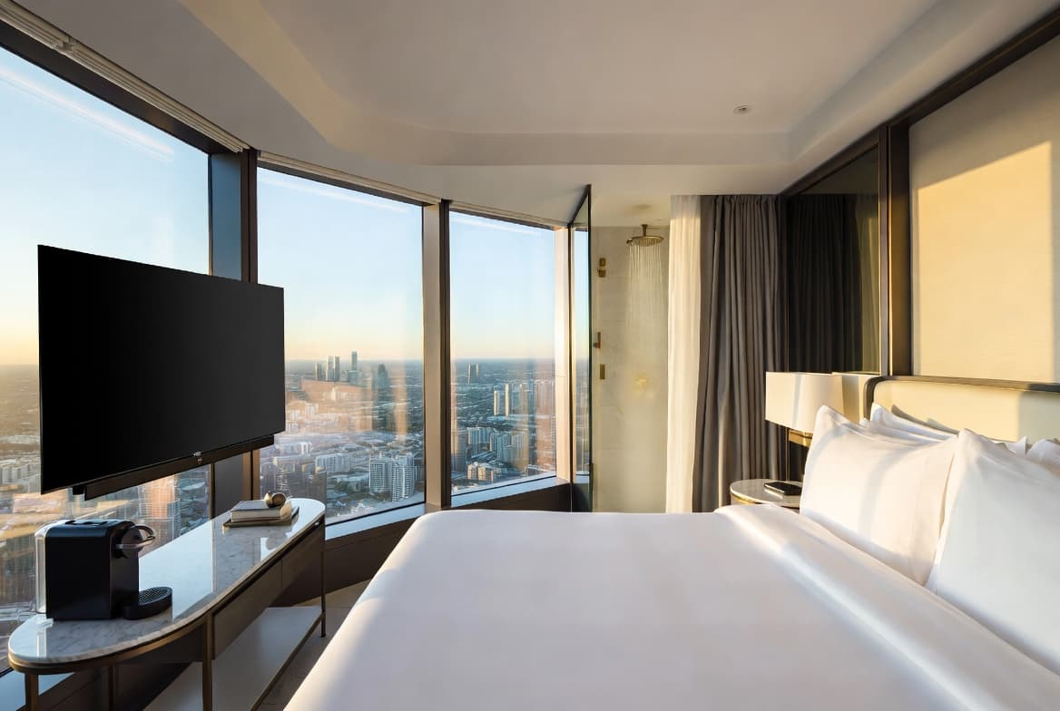 Deluxe City Room